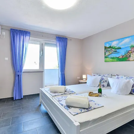 Villa Sara 4*
